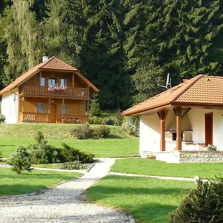Üdülőpark Rekreacni Areal Motylek Svojanov